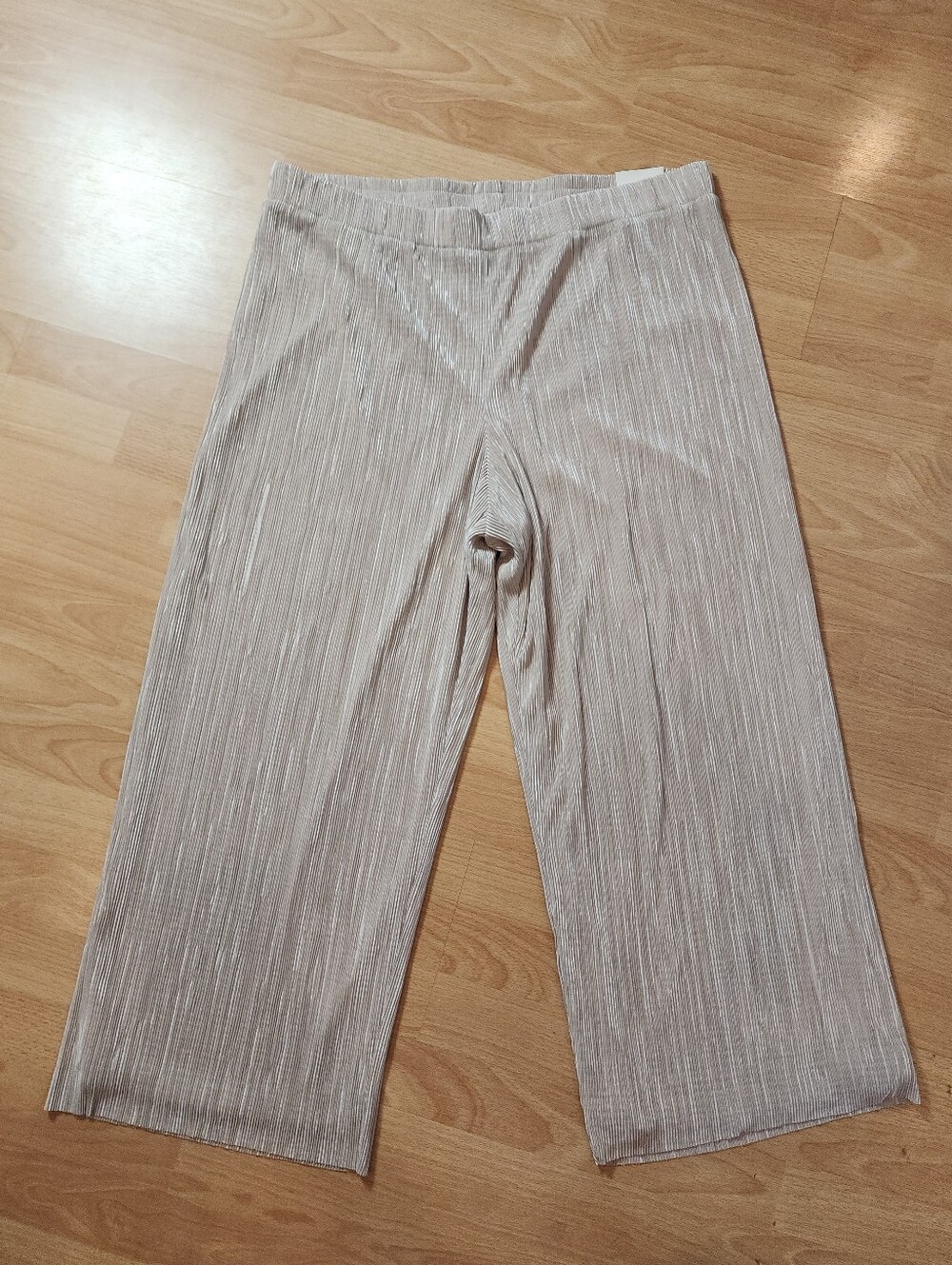 NWT Anne Klein Pull On Satin Accordion Pleat Wide Leg Crop Pants Beige Lined XL